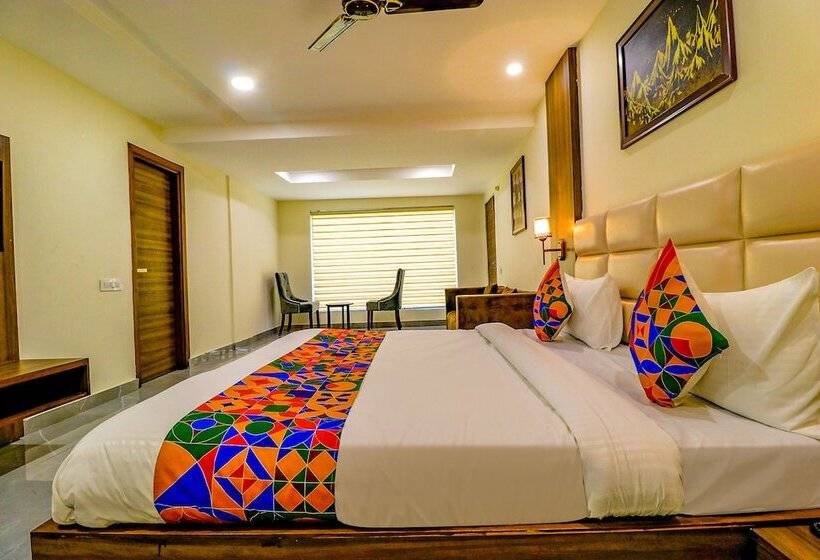 Fabhotel Prime K9 Regency