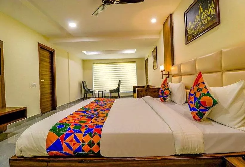 Fabhotel Prime K9 Regency