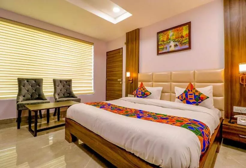 Fabhotel Prime K9 Regency