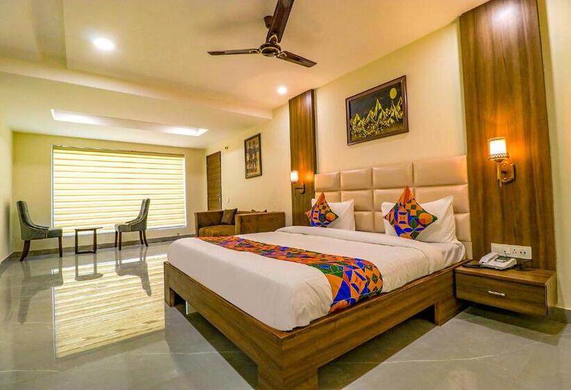 Fabhotel Prime K9 Regency