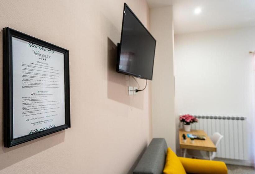 פנסיון Via Venezia 32 Room