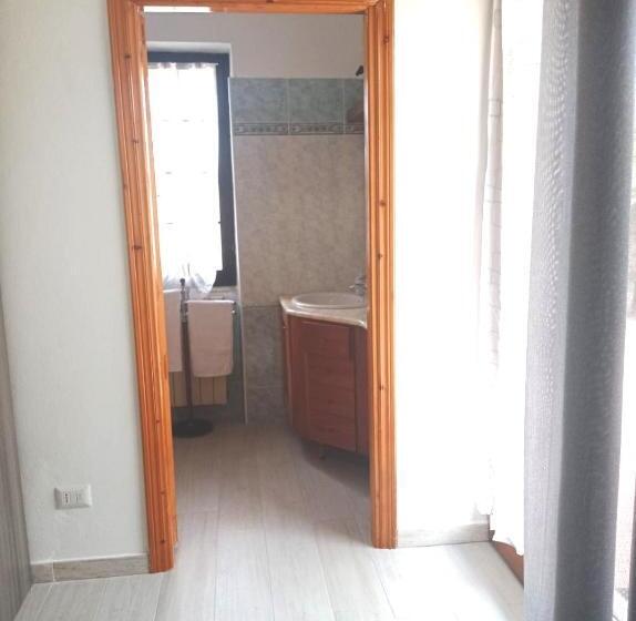 تختخواب و صبحانه Spiaggia Lazzarettohouse