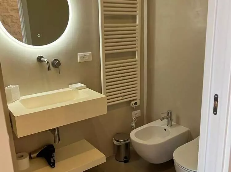 تختخواب و صبحانه Luxury Cassese