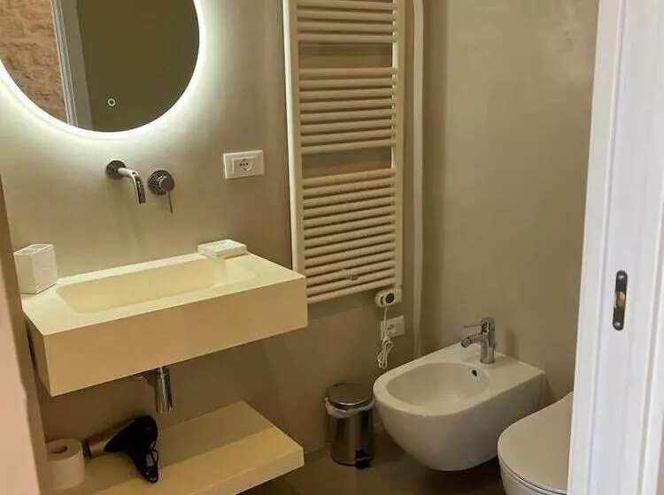 تختخواب و صبحانه Luxury Cassese