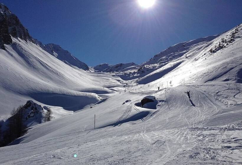 住宿加早餐  The Alpina Lodge