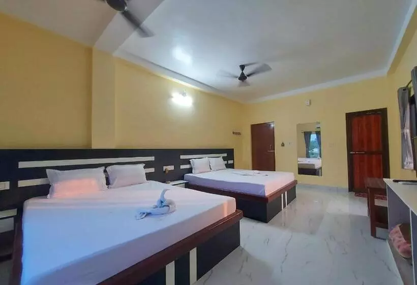 Blue Stone Hotel & Restaurant Mandarmani