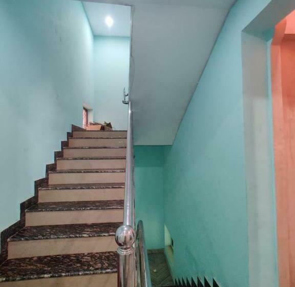 בית מלון כפרי Jk Royal Palace And Lodge