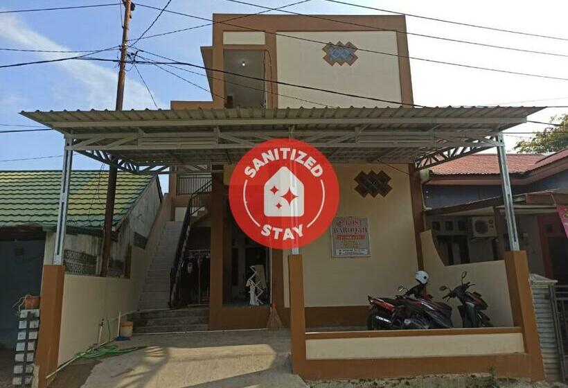 בית מלון כפרי Spot On 91249 Baroqah Guest House