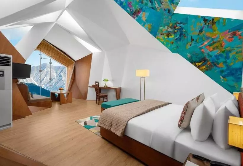 Tree Of Life Eila Art Hotel, Manali