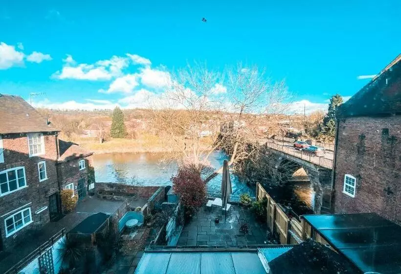 The Bridge At Riverside Suites