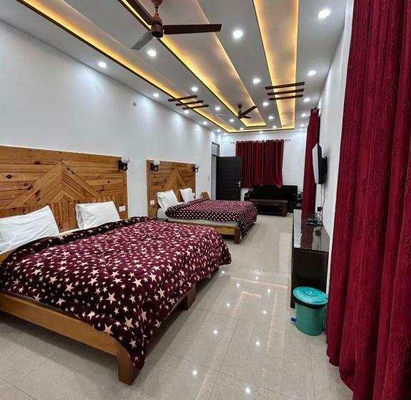 Hotel Himalayan Foxhole