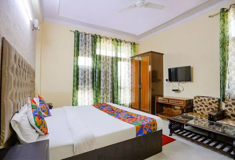 Hotelli Fabexpress Hm Palace