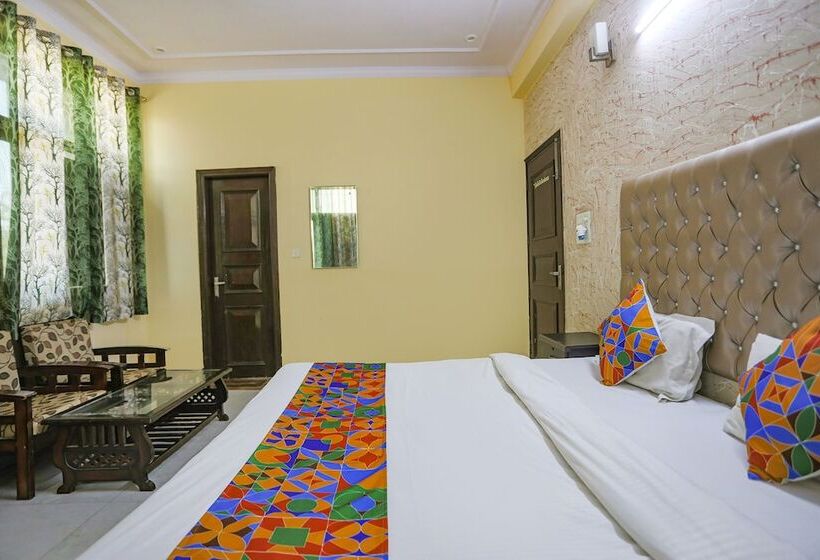 בית מלון כפרי Fabexpress Hm Palace