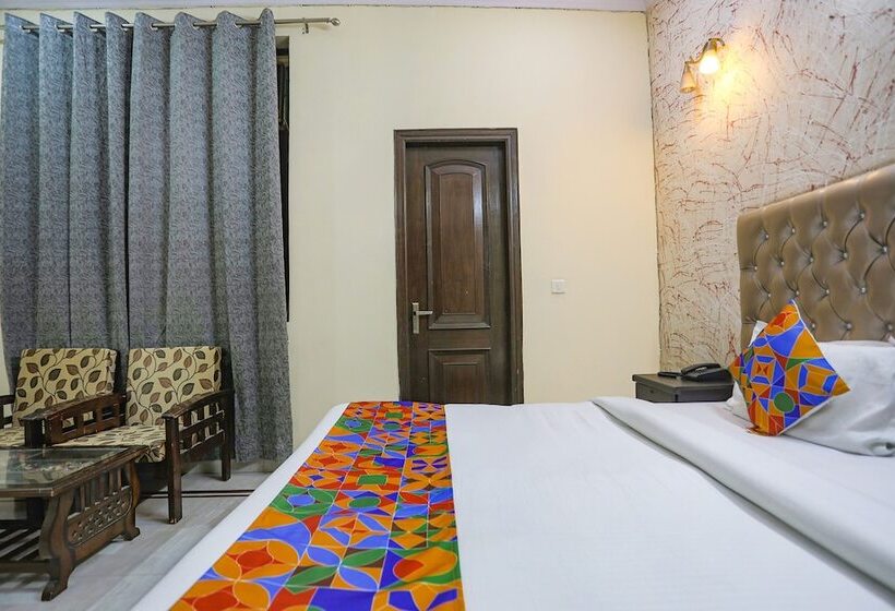 בית מלון כפרי Fabexpress Hm Palace