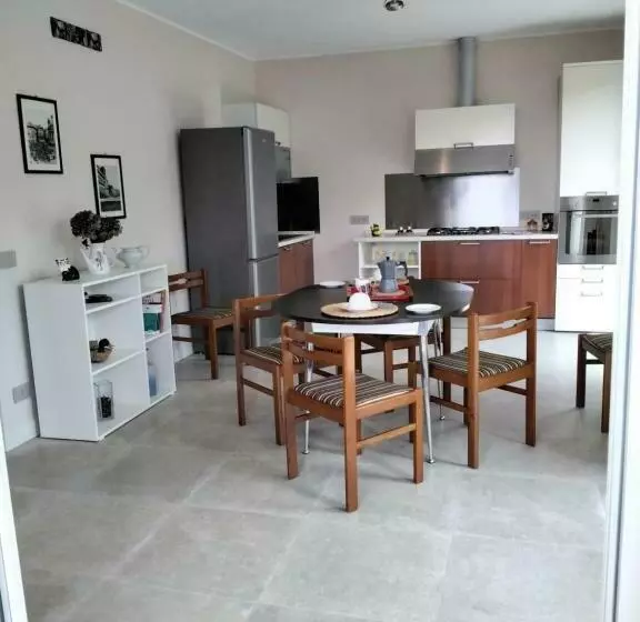 Majatalo Vento Di Levante Suite , Nuova Struttura In Collina