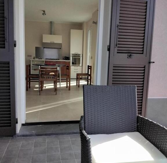 بنسيون Vento Di Levante Suite , Nuova Struttura In Collina