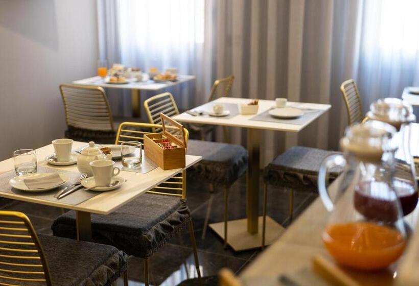 ベッドアンドブレックファースト Ingrid Rooms Tropea