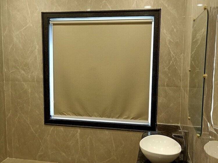 Sun Stone Hotel & Club   Jawai