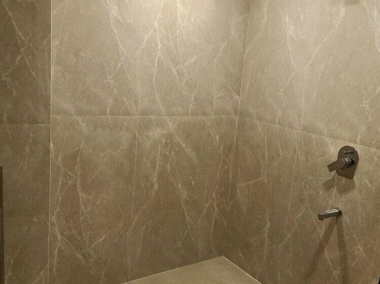 Sun Stone Hotel & Club   Jawai