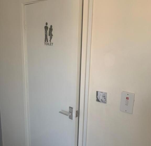 Пансион The New Macleods Guest House