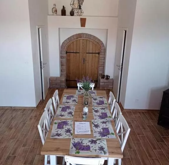 ペンション Vinný Sklep Rozárka