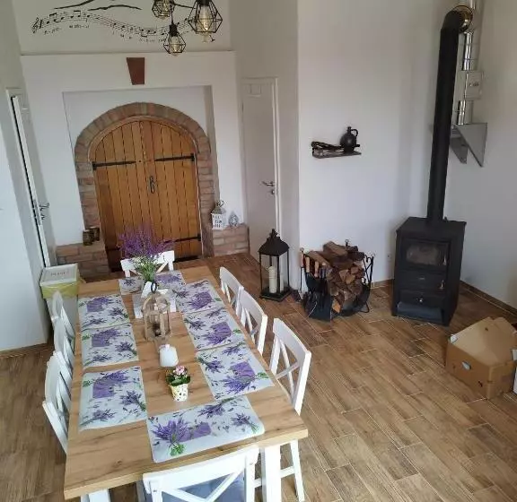 ペンション Vinný Sklep Rozárka