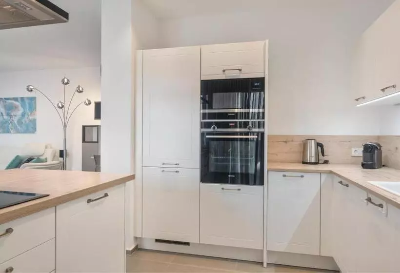 Tinerfe 1 1 Deluxe 2b
