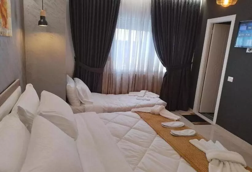 Ajilin Hotel Rooms