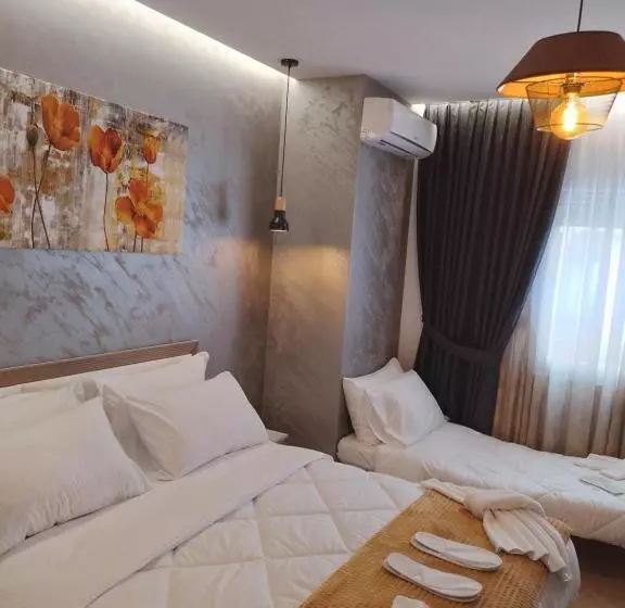 Ajilin Hotel Rooms
