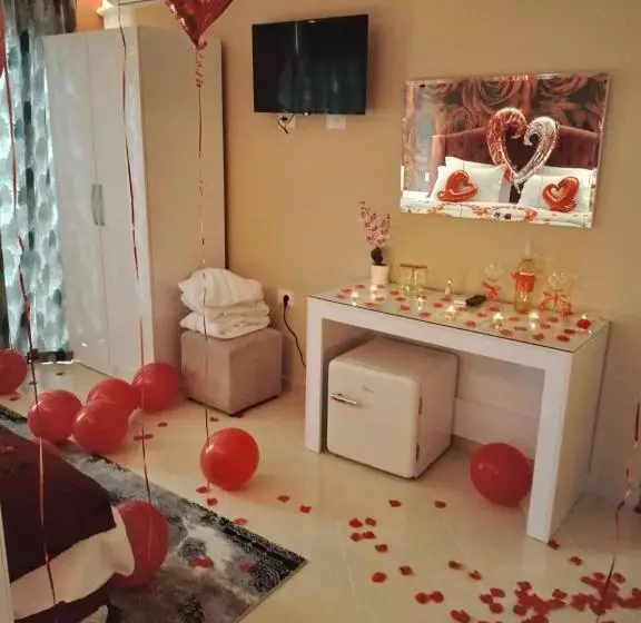Ajilin Hotel Rooms