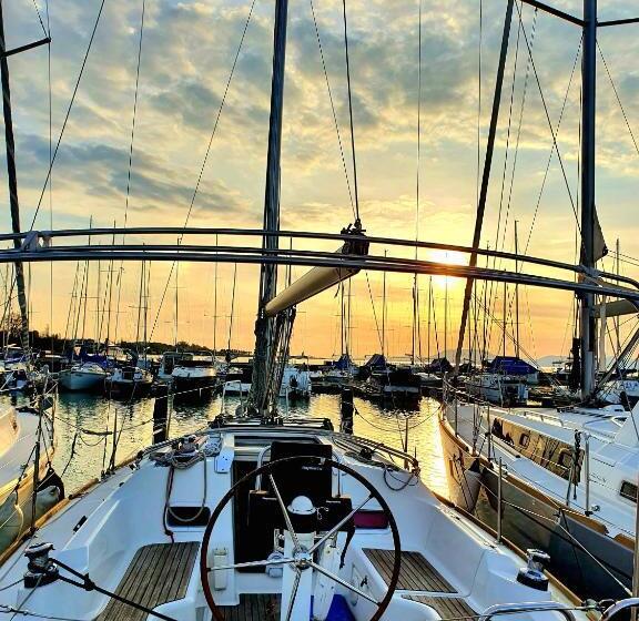 Bl Lakeside Apartman