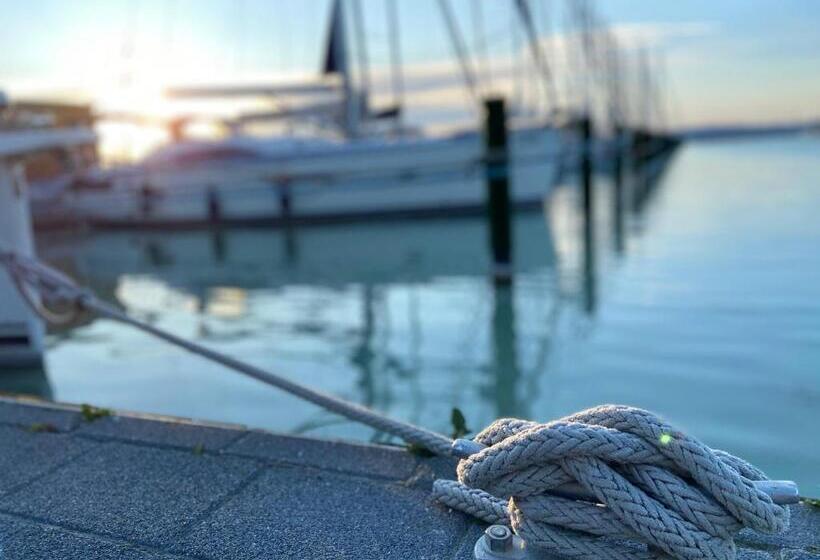 Bl Lakeside Apartman