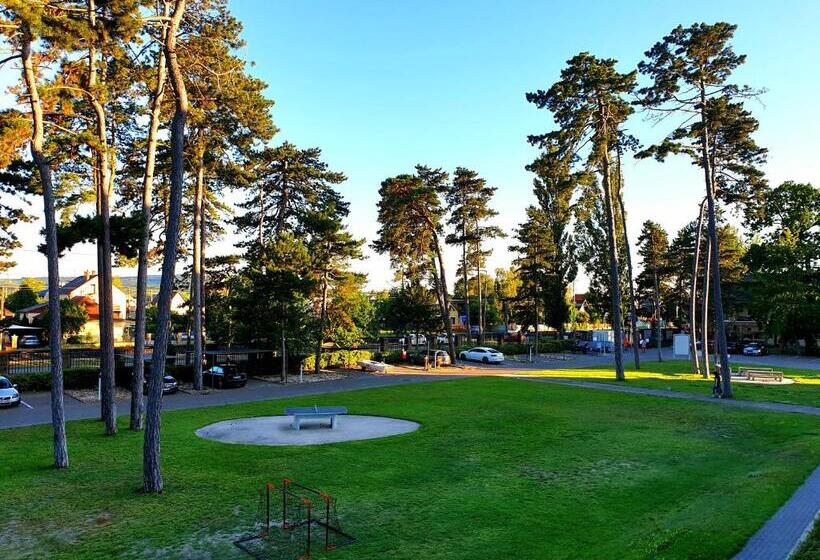 Bl Lakeside Apartman