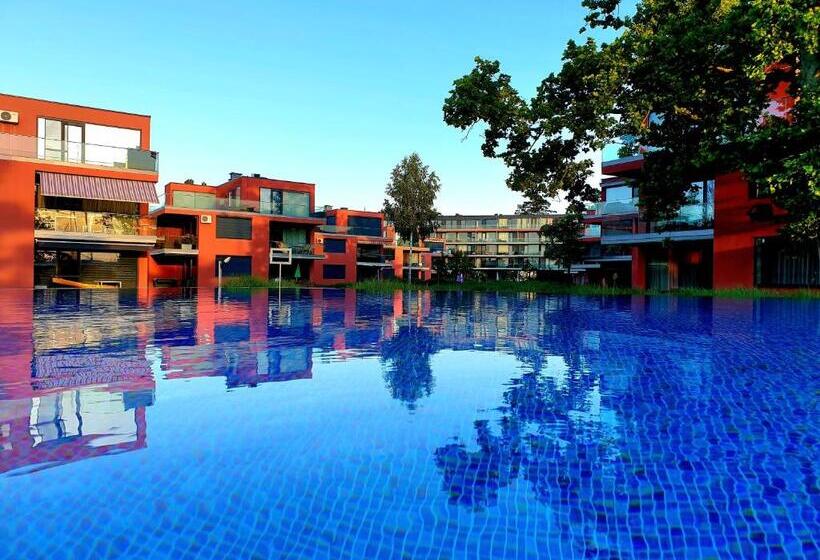 Bl Lakeside Apartman
