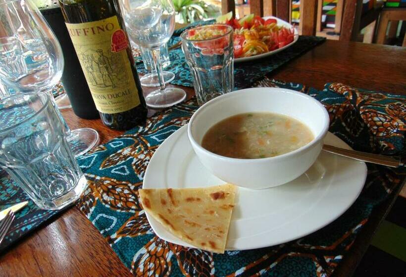 فندق Eden Paradise