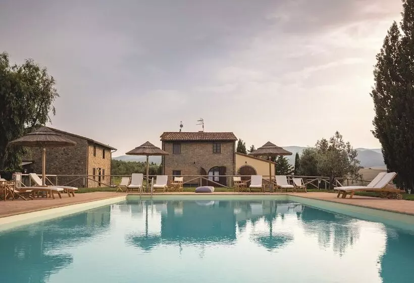 Hotelli Le Fraine   Agriturismo & Olives Glamping