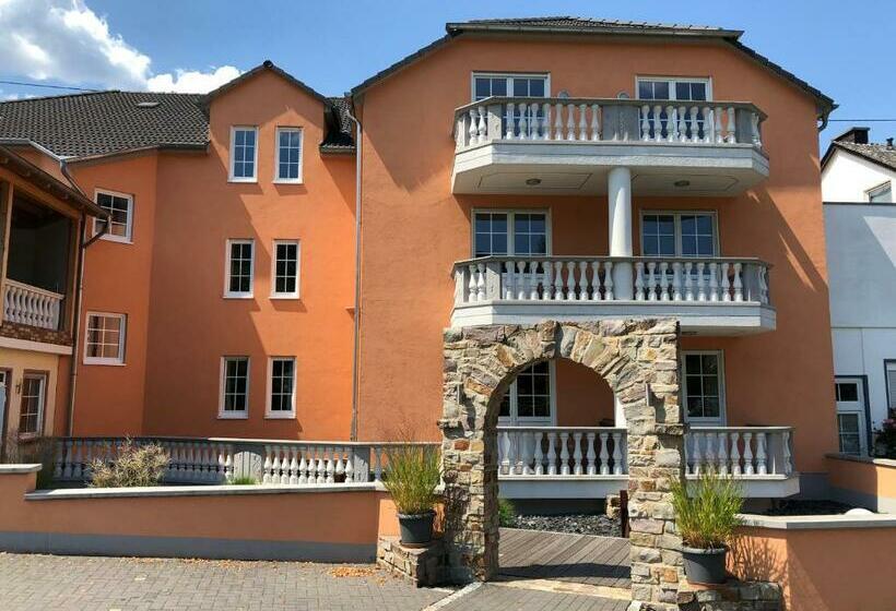 בית מלון כפרי & Restaurant Brühler Hof