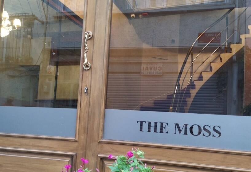 ホテル The Moss