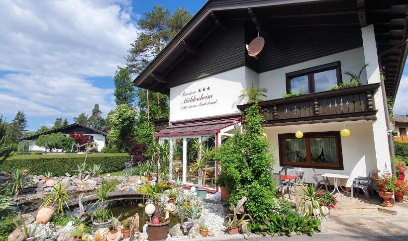 ベッドアンドブレックファースト Pension Mühlenheim