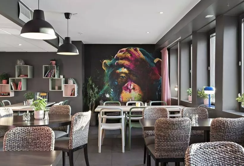 Отель Aiden By Best Western Stockholm Solna