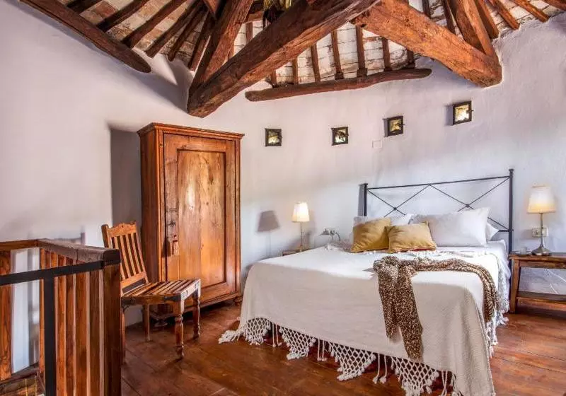 ホテル Castello Valenzino