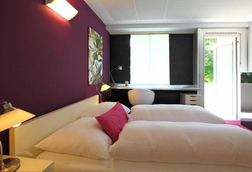 ホテル College Garden