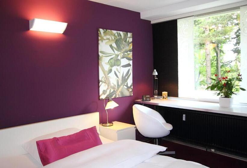 ホテル College Garden