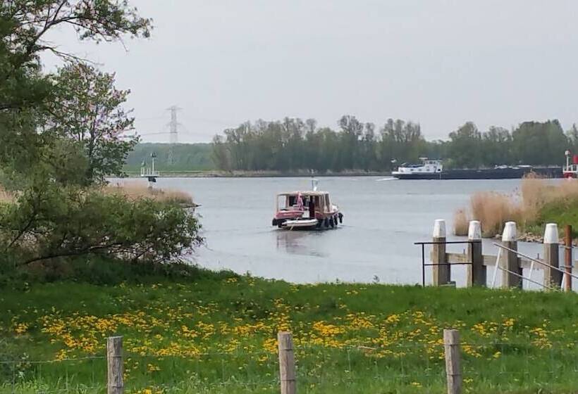 ホテル De Brabantse Biesbosch