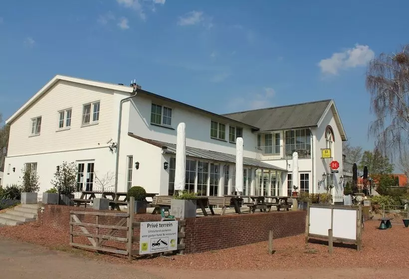 Otel De Brabantse Biesbosch