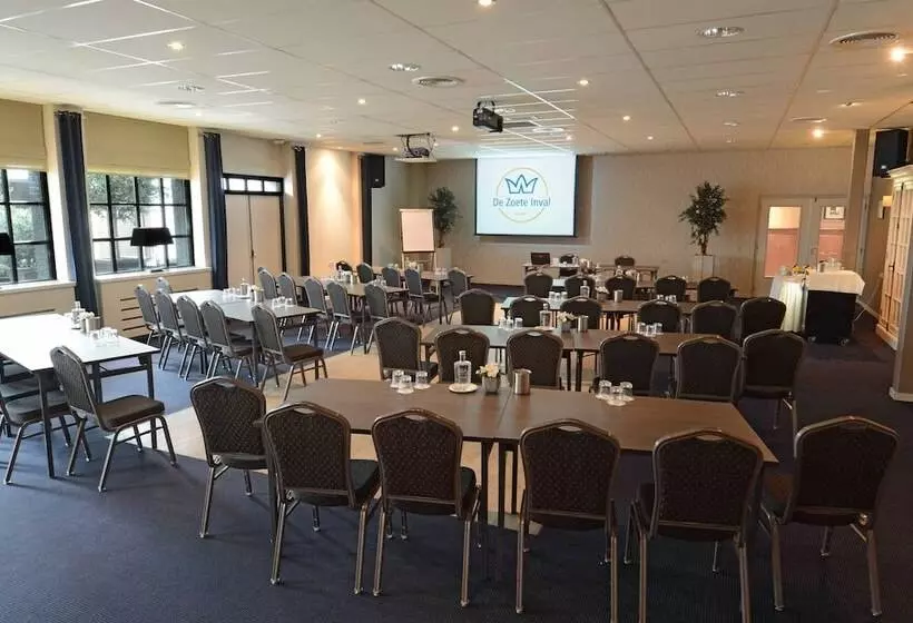 酒店 De Zoete Inval Haarlemmerliede