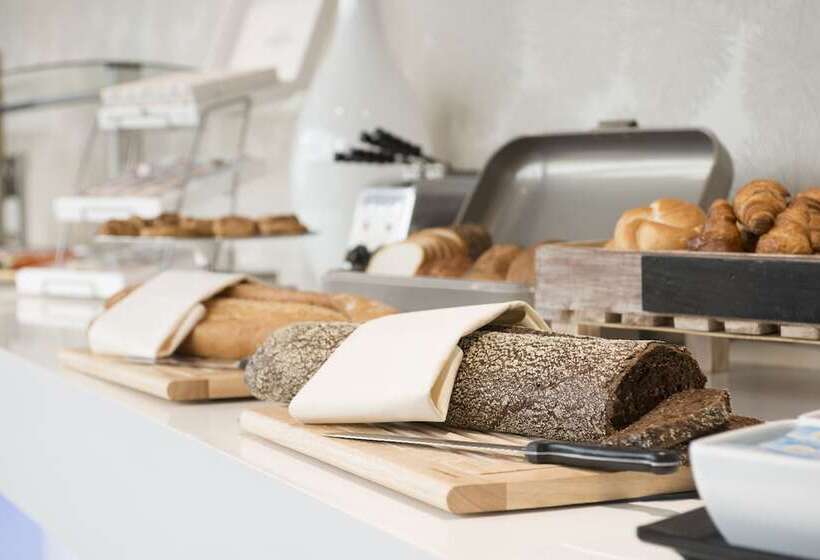 هتل De Zoete Inval Haarlemmerliede