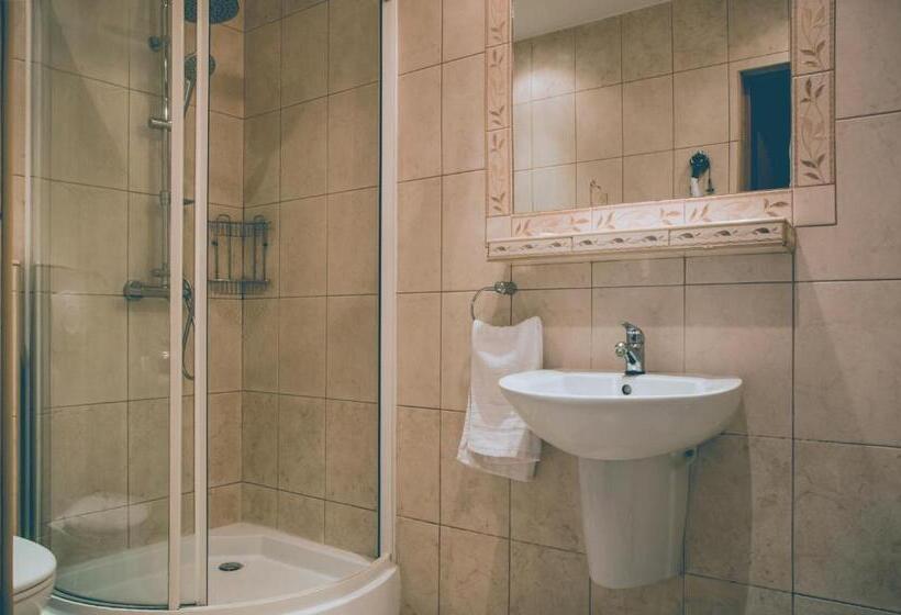 فندق Dwa Księżyce