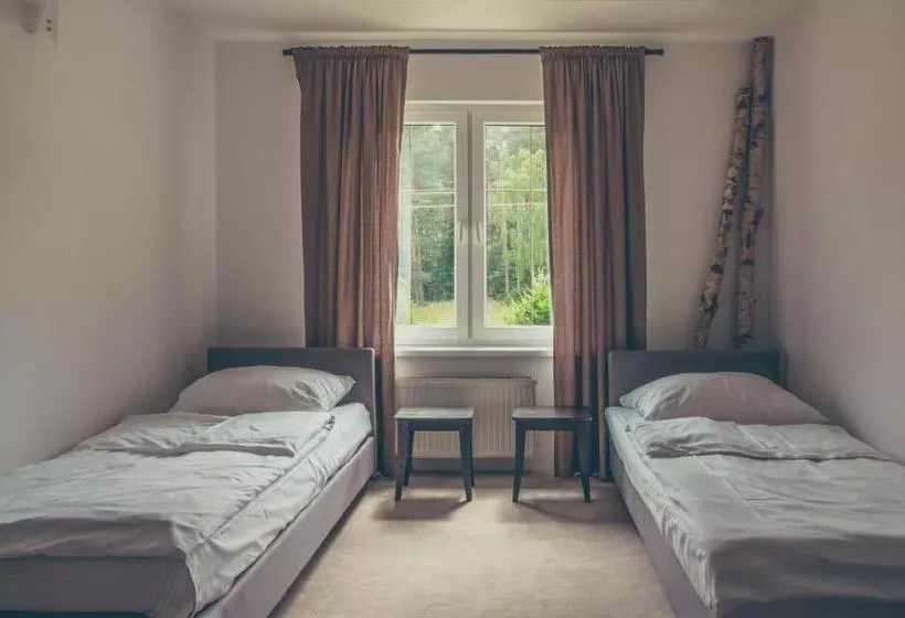 Отель Dwa Księżyce