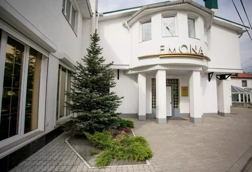 酒店 Emona